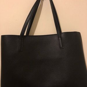 Vince Camuto tote bag
